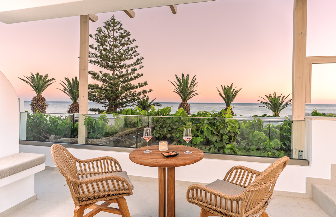 Palm Tree Suites - Ammoudi