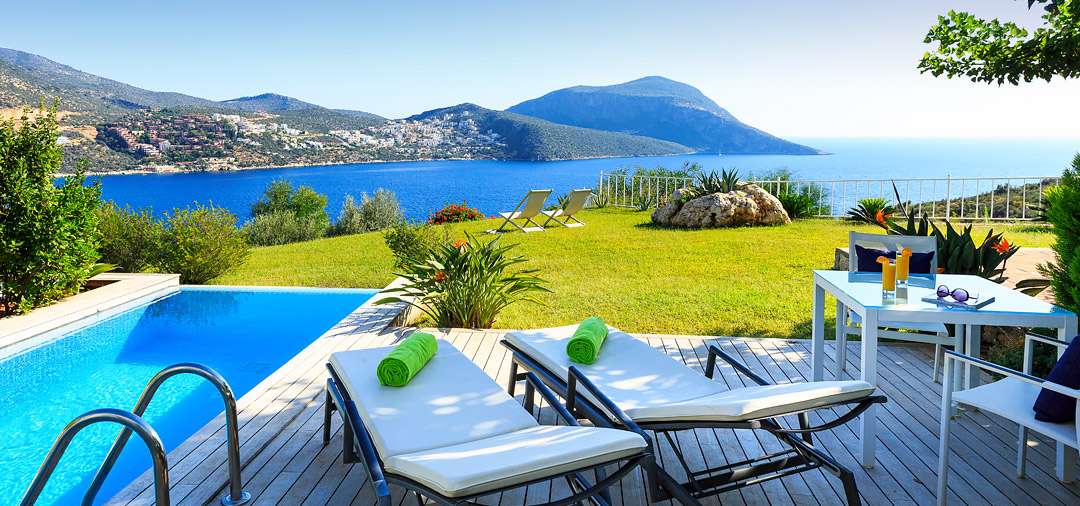 Pool and Garden Suites