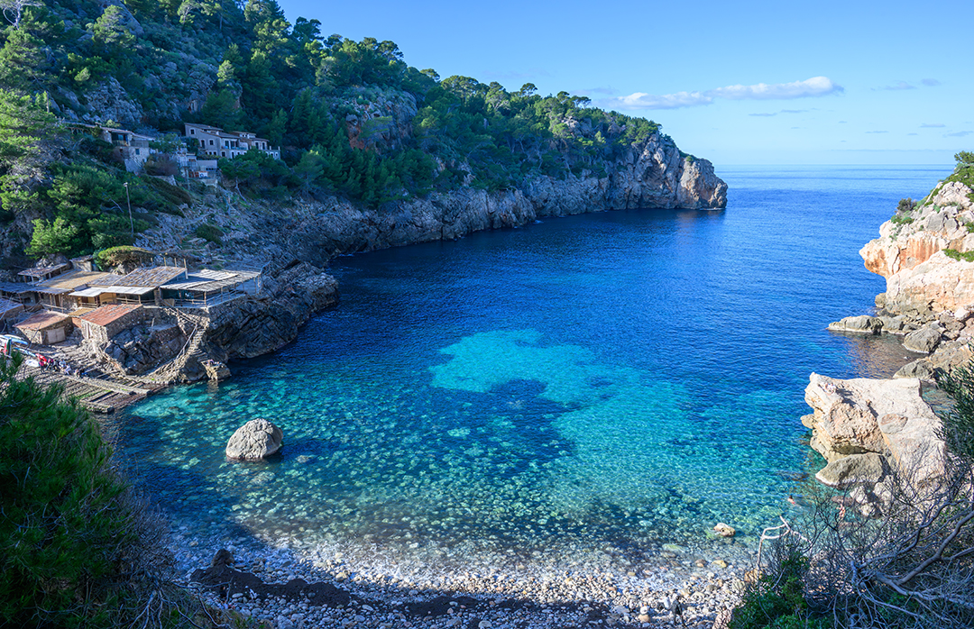 Cala Deià | Simpson Travel