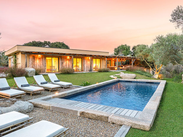 Best for groups and celebrations