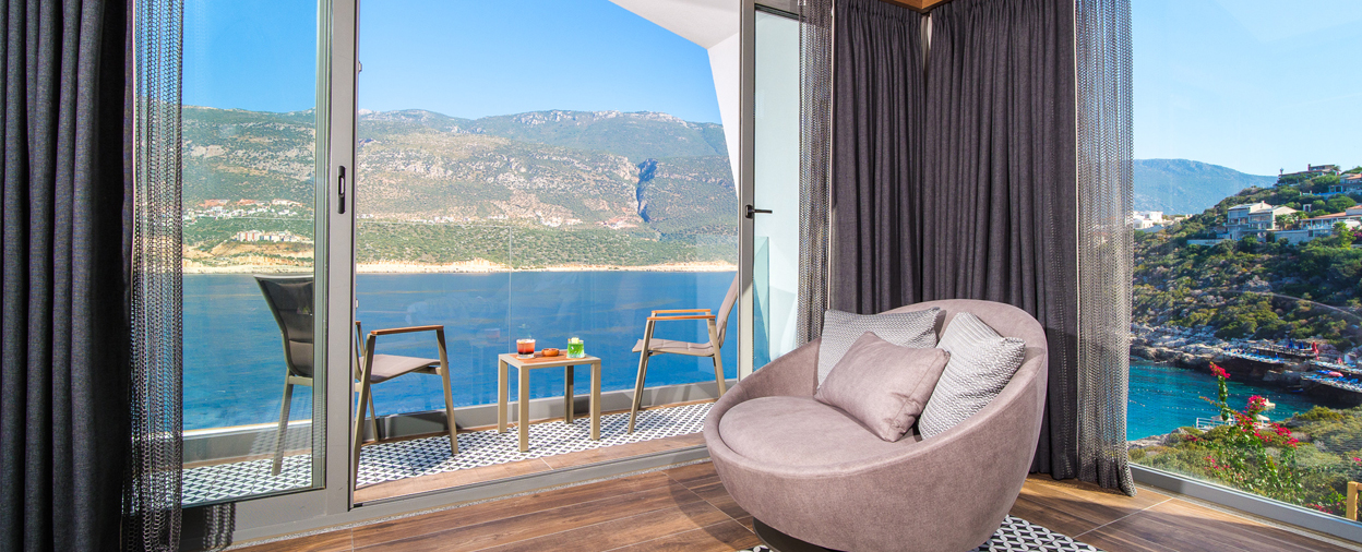 Executive Seaview Room with shared pool