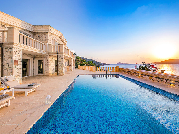 Best for Groups and Celebrations