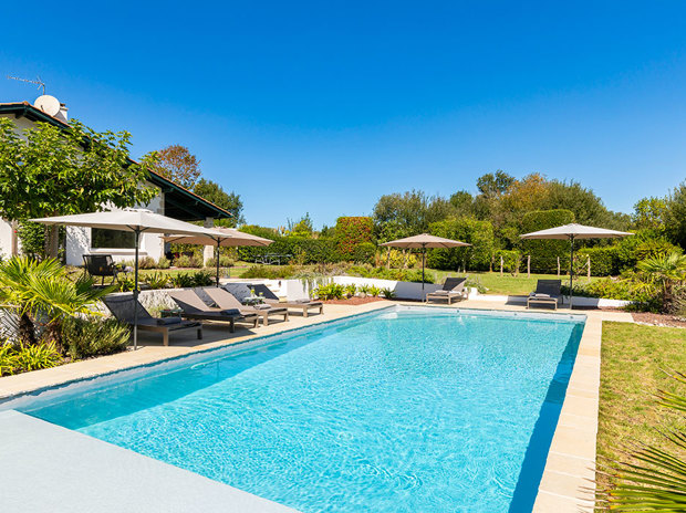 Best for groups and celebrations